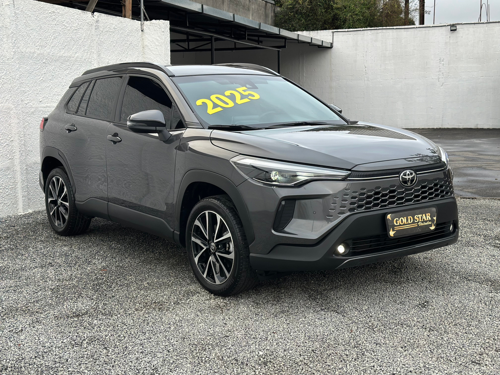 Toyota Corolla Cross Cinza
