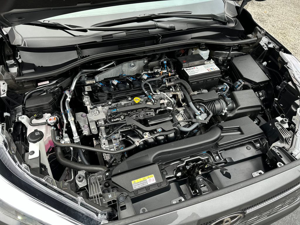 Toyota Corolla Cross Cinza