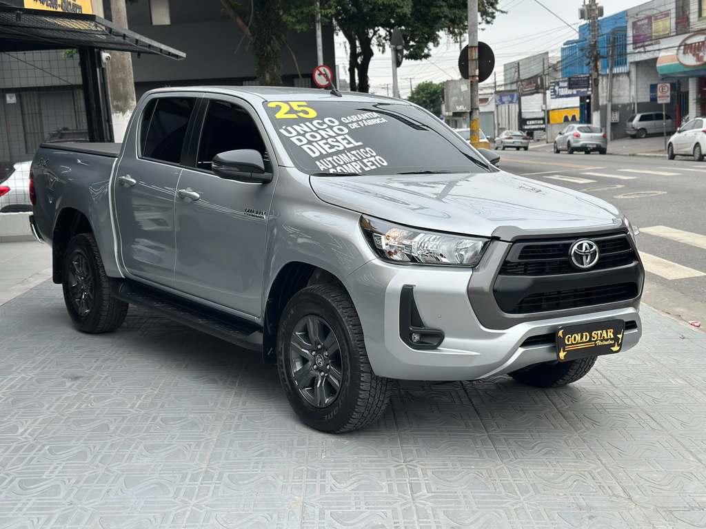 Toyota Hilux Cabine Dupla Prata