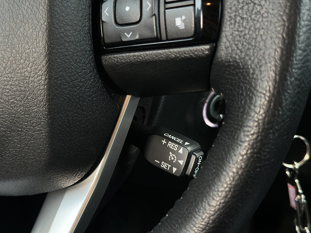 Toyota Hilux Cabine Dupla Prata