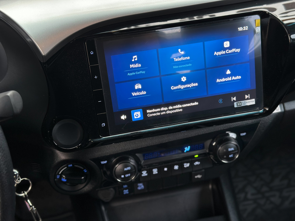Toyota Hilux Cabine Dupla Prata
