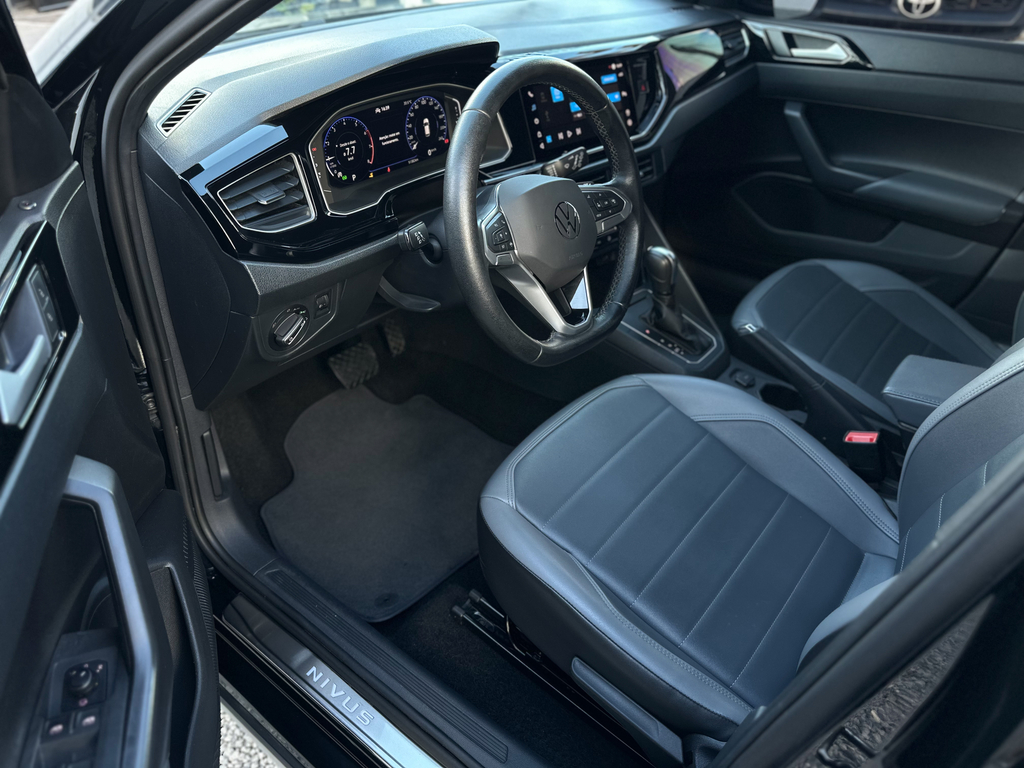 Volkswagen Nivus Preto