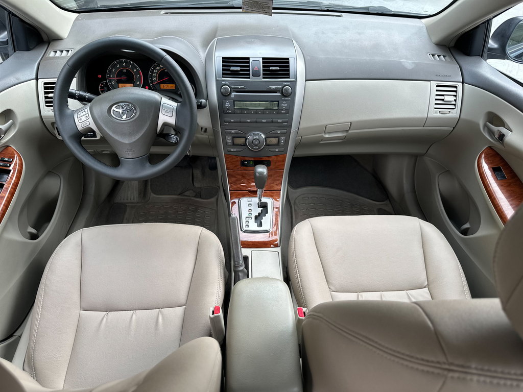 Toyota Corolla Preto