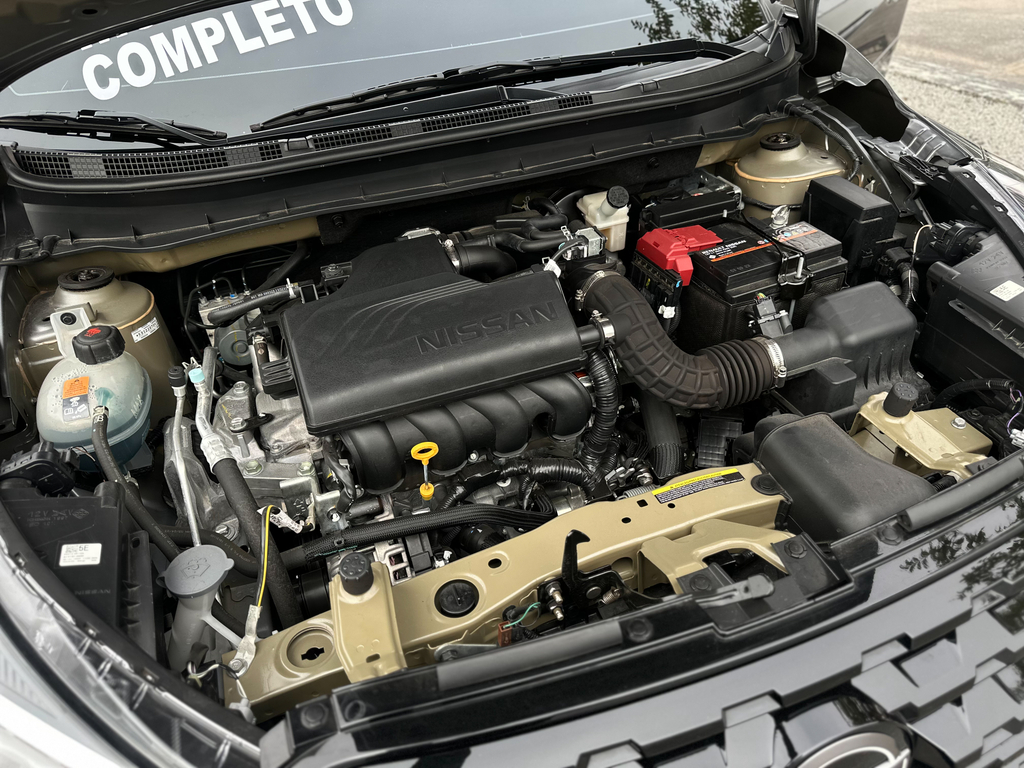 Nissan Kicks Cinza