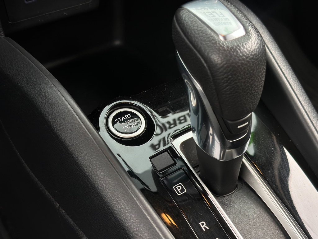 Nissan Kicks Cinza