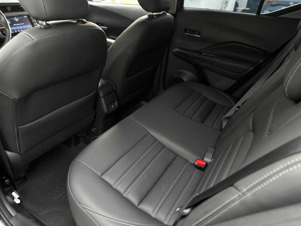 Nissan Kicks Cinza