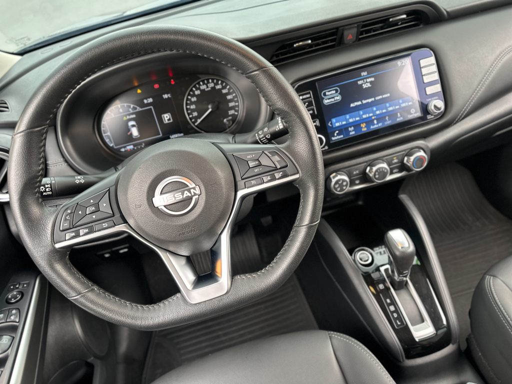 Nissan Kicks Cinza