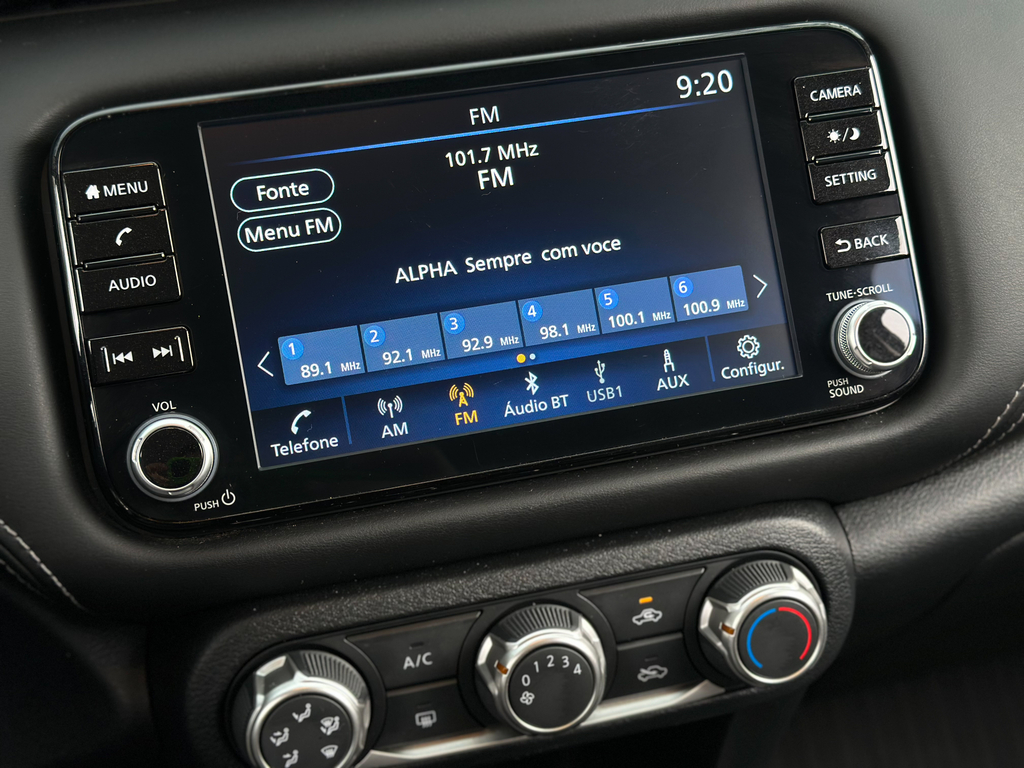 Nissan Kicks Cinza