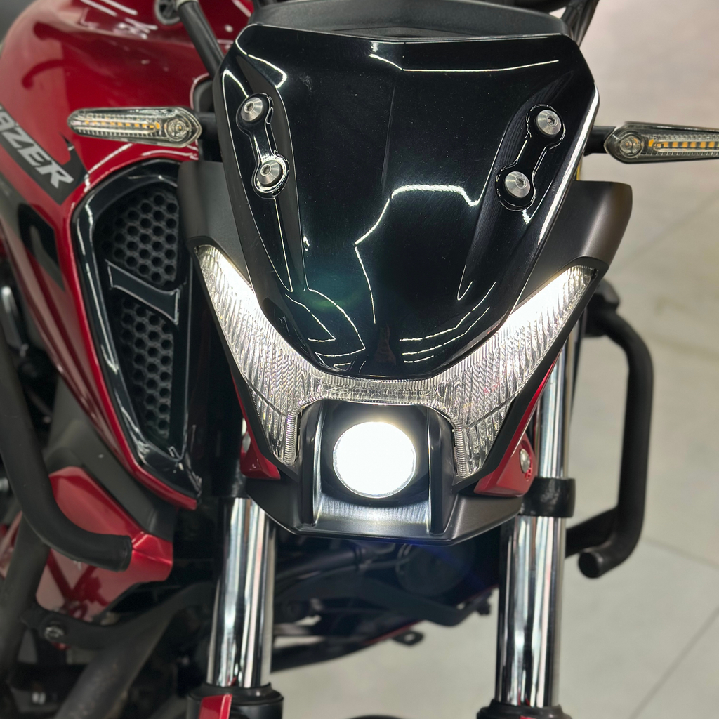 Yamaha FZ15 Vermelho