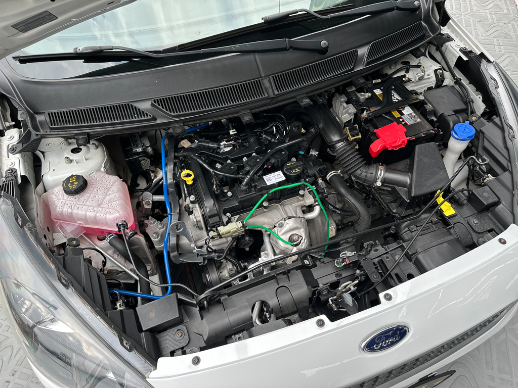 Ford Ka Hatch Branco