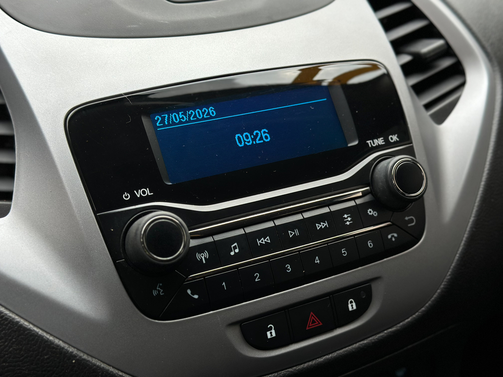 Ford Ka Hatch Branco