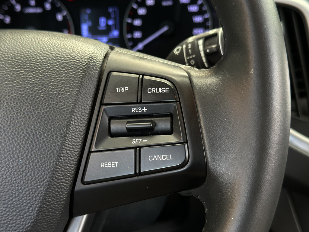 Hyundai Creta Cinza