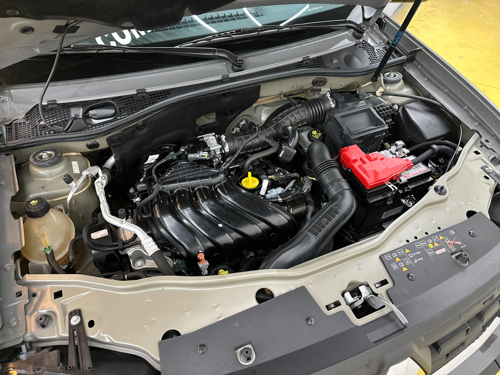 Renault Oroch Cinza