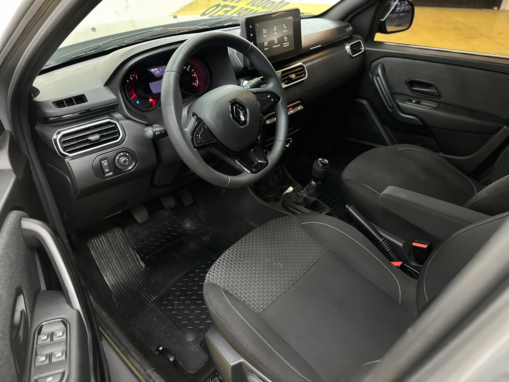 Renault Oroch Cinza