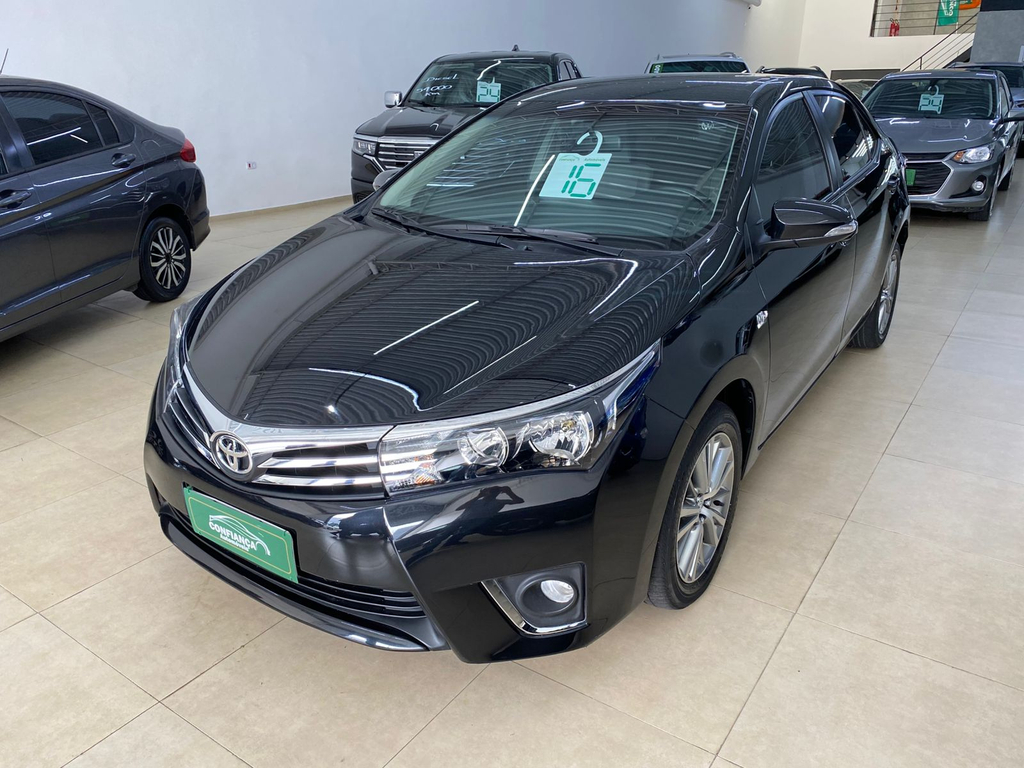 Toyota Corolla Preto