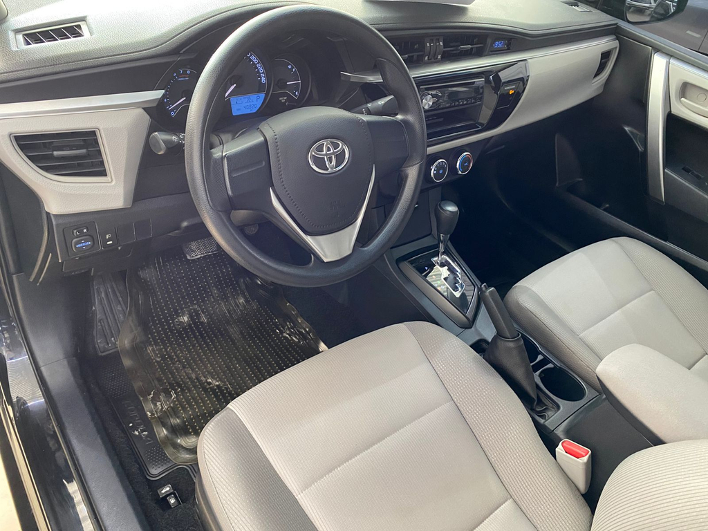 Toyota Corolla Preto