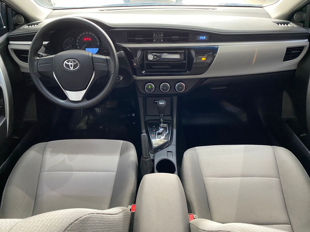Toyota Corolla Preto