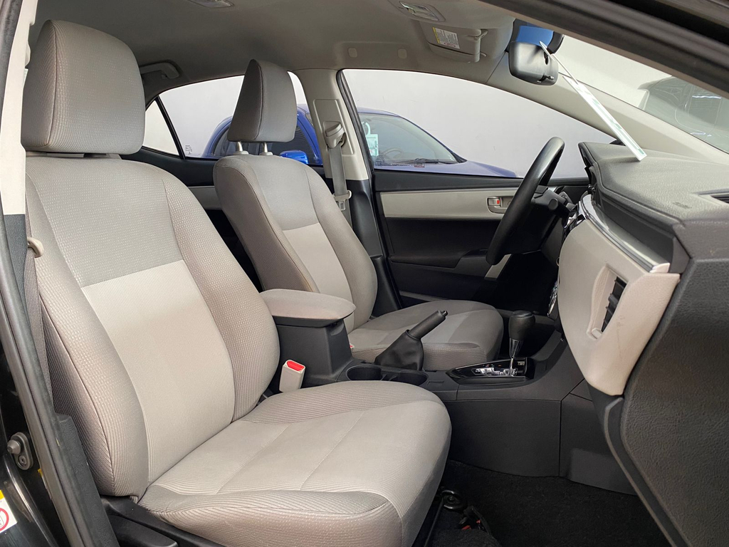 Toyota Corolla Preto
