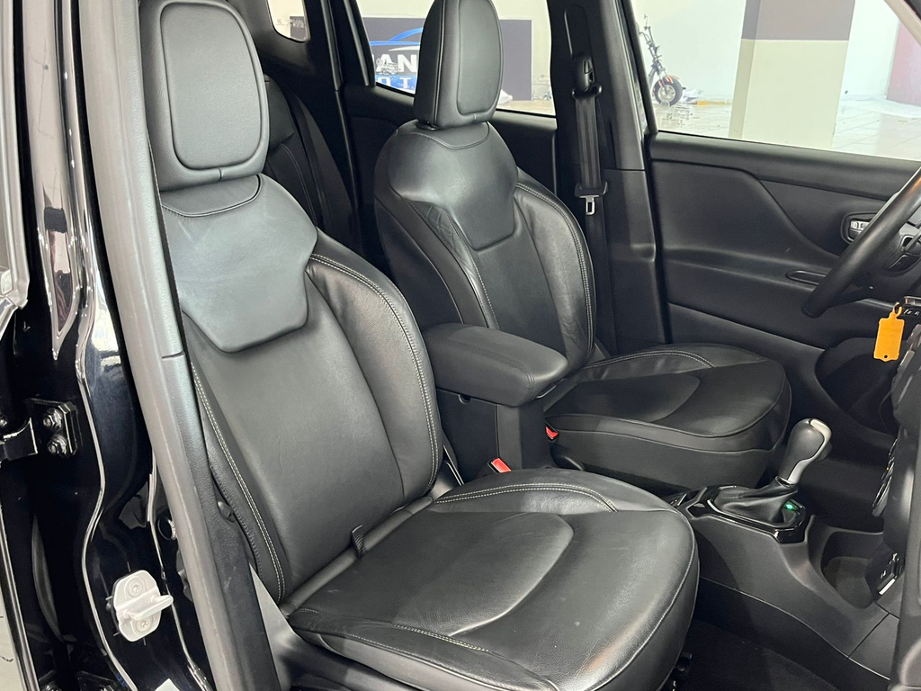 Jeep Renegade Preto