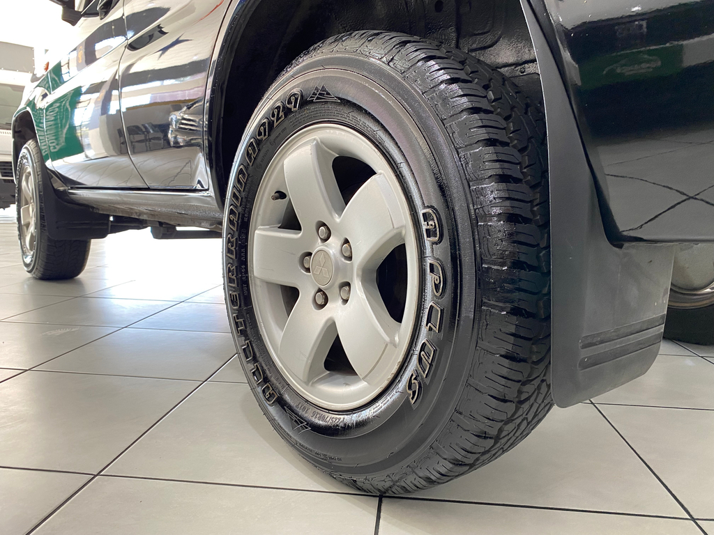 Mitsubishi Pajero TR4 Preto