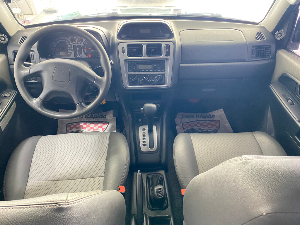 Mitsubishi Pajero TR4 Preto