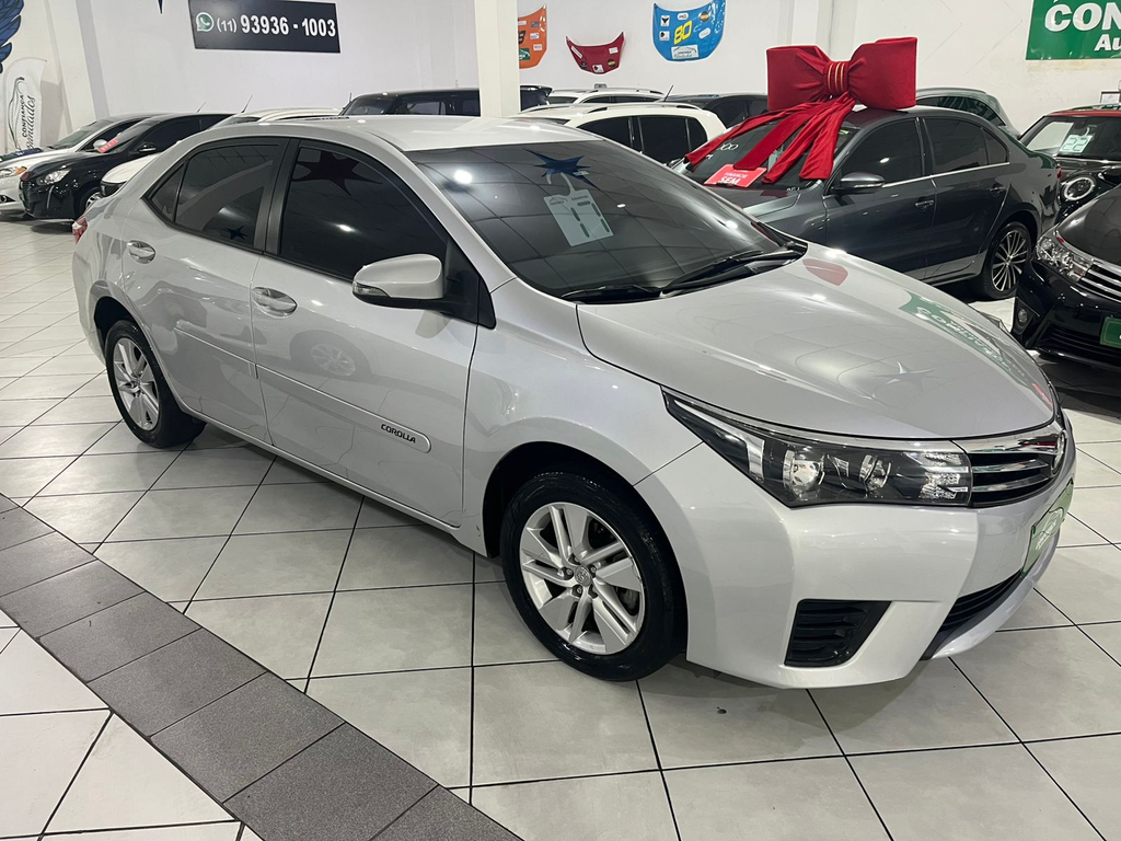 Toyota Corolla Prata