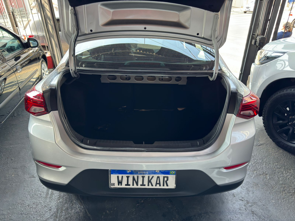 Chevrolet Onix Prata