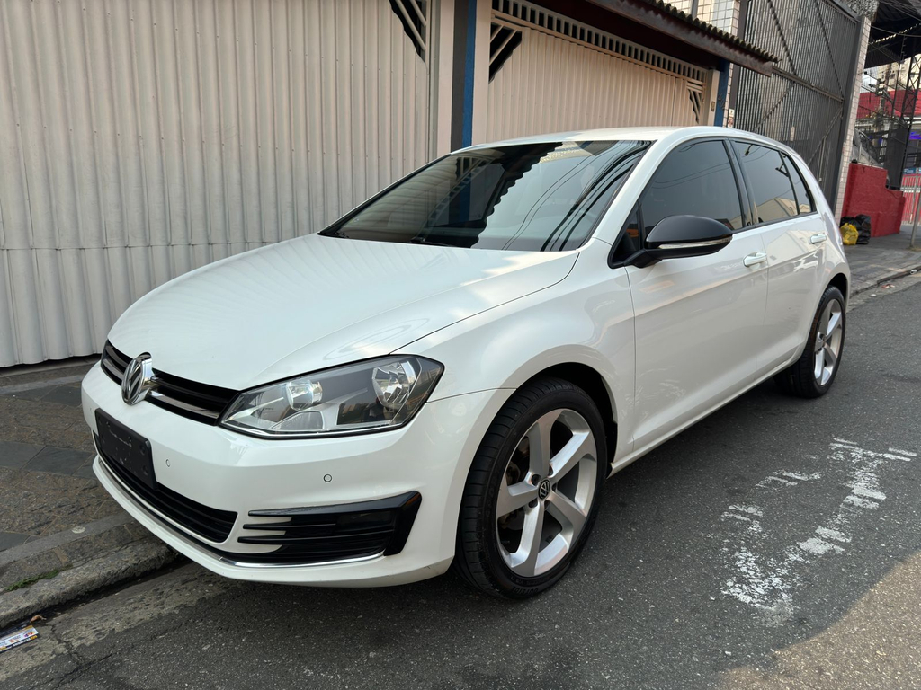 Volkswagen Golf Branco