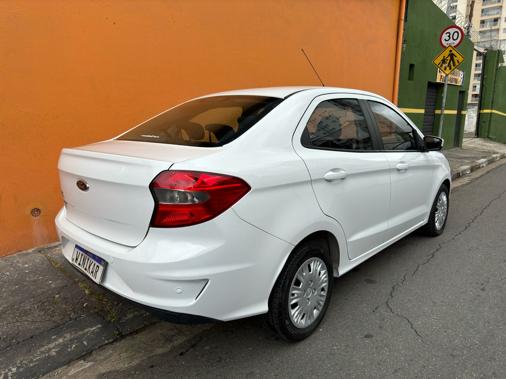 Ford Ka Branco