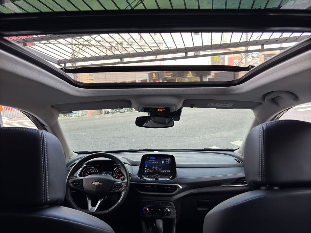 Chevrolet Tracker Cinza