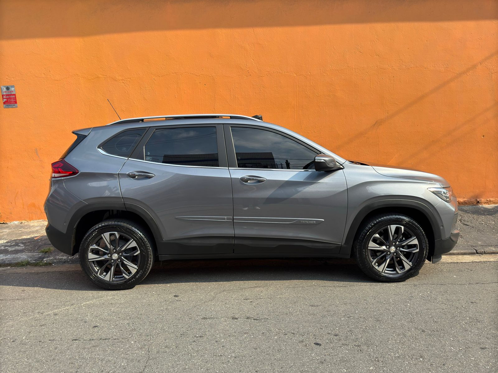Chevrolet Tracker Cinza