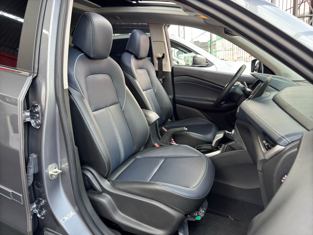 Chevrolet Tracker Cinza