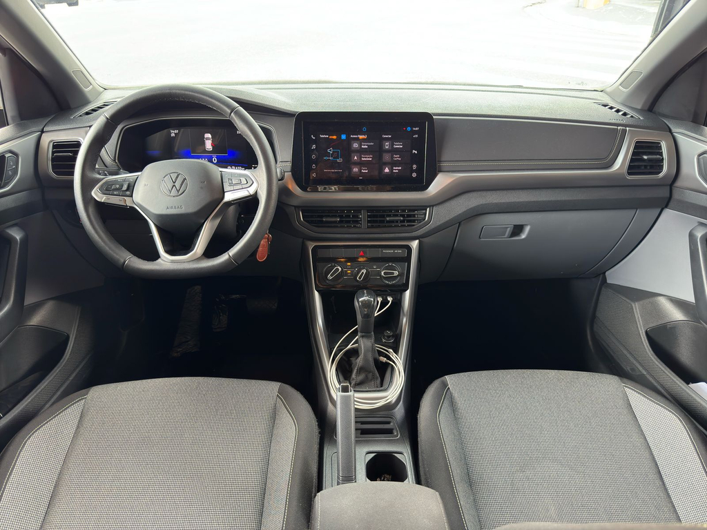 Volkswagen T-Cross Prata