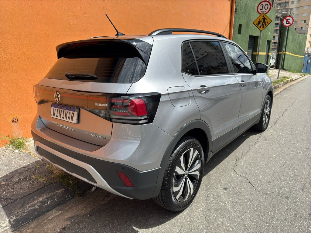Volkswagen T-Cross Prata