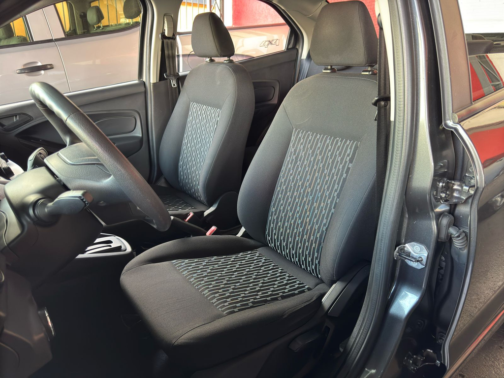 Ford Ka Cinza