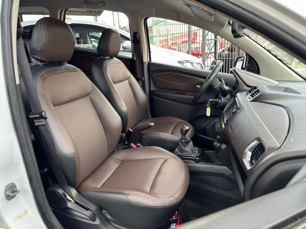 Chevrolet Spin Branco