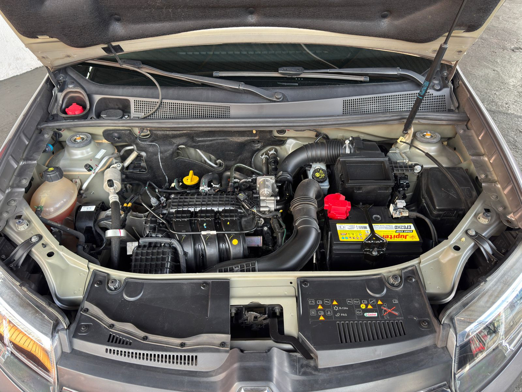 Renault Logan Cinza