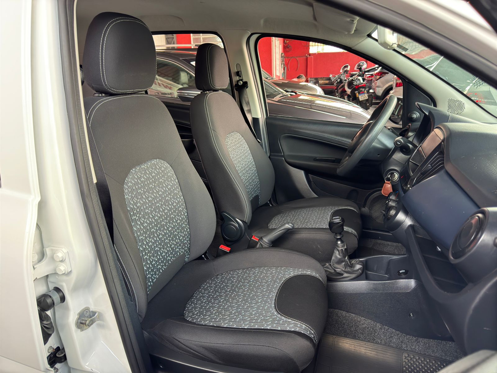 Fiat Uno Branco