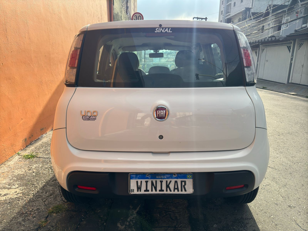 Fiat Uno Branco