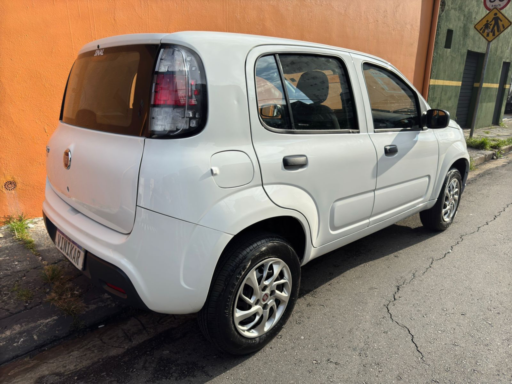 Fiat Uno Branco
