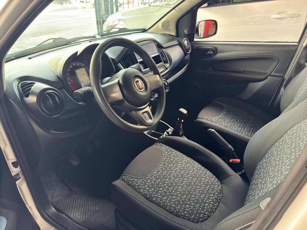 Fiat Uno Branco