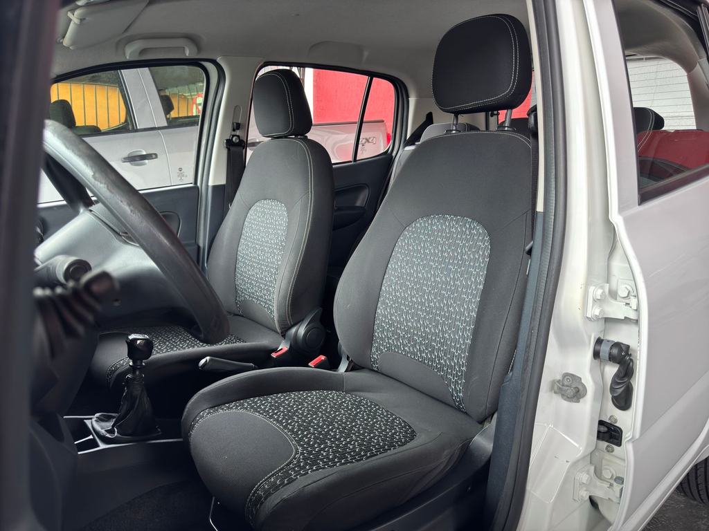 Fiat Uno Branco