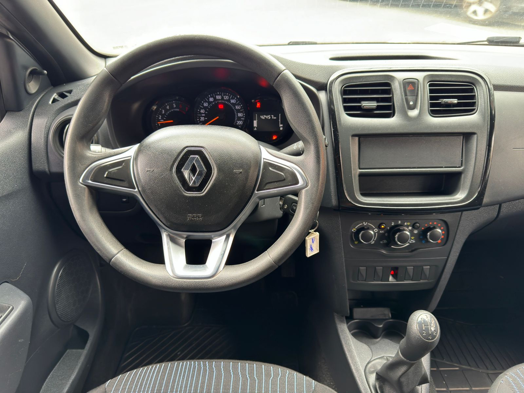 Renault Sandero Prata