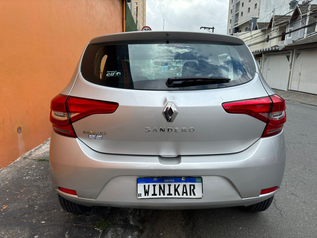 Renault Sandero Prata