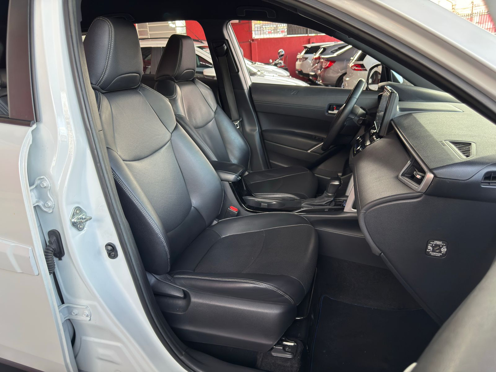 Toyota Corolla Cross Branco