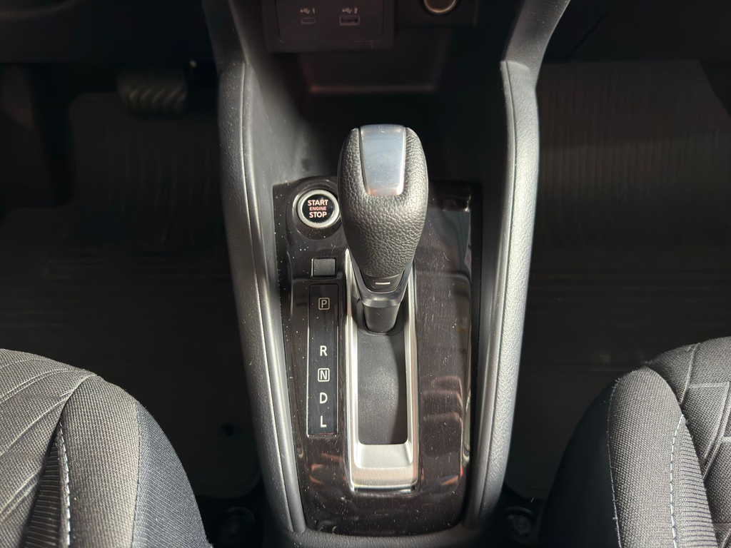 Nissan Kicks Branco