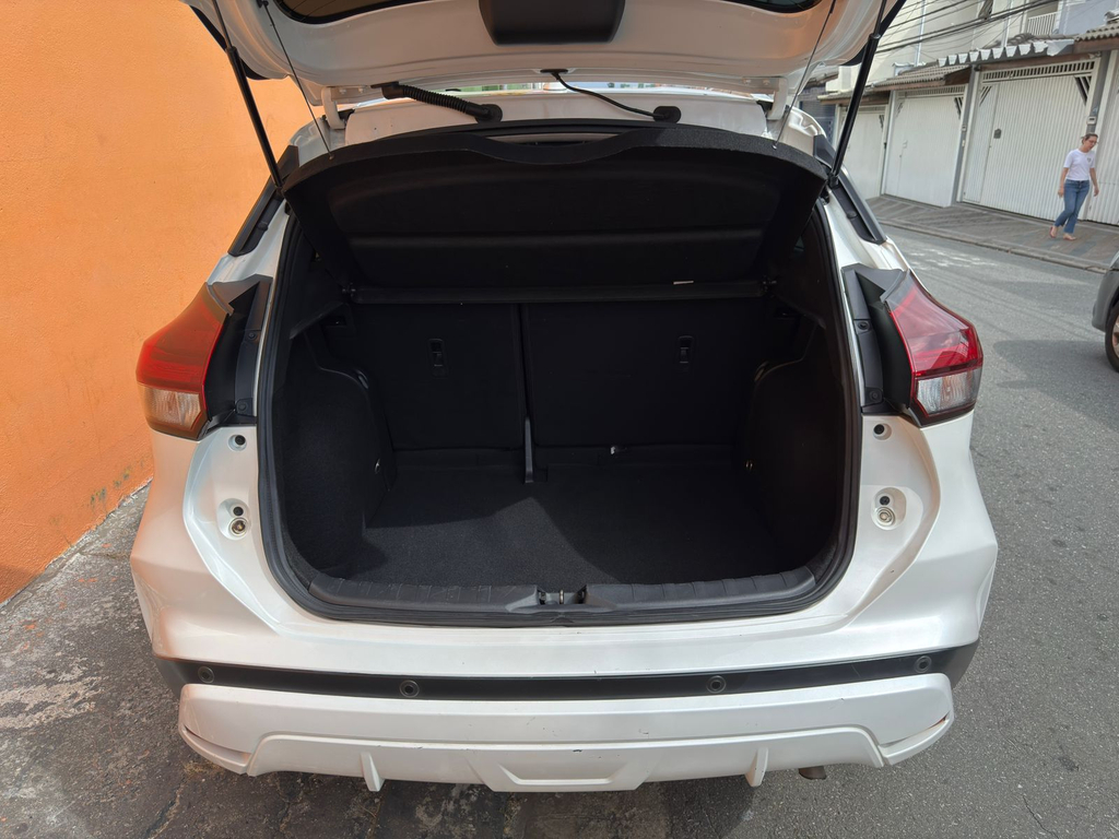 Nissan Kicks Branco