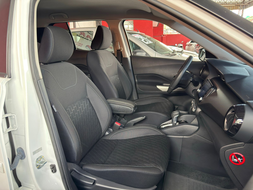 Nissan Kicks Branco