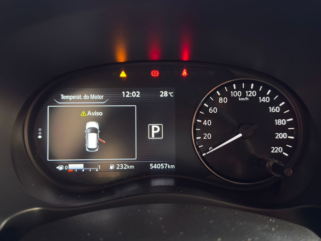 Nissan Kicks Branco