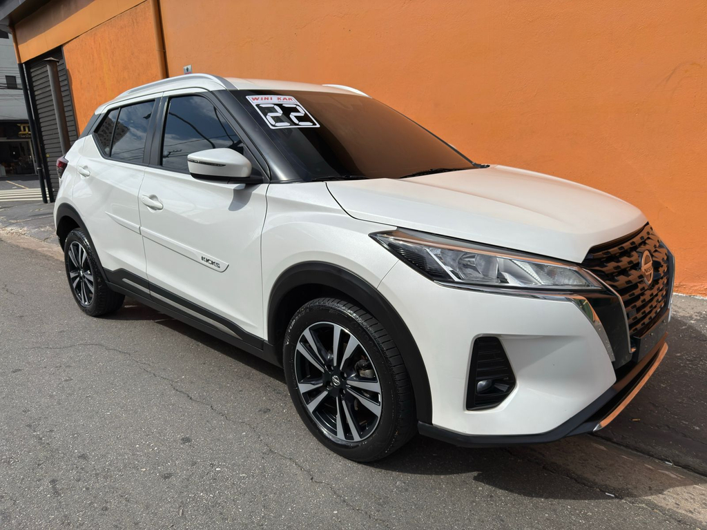 Nissan Kicks Branco